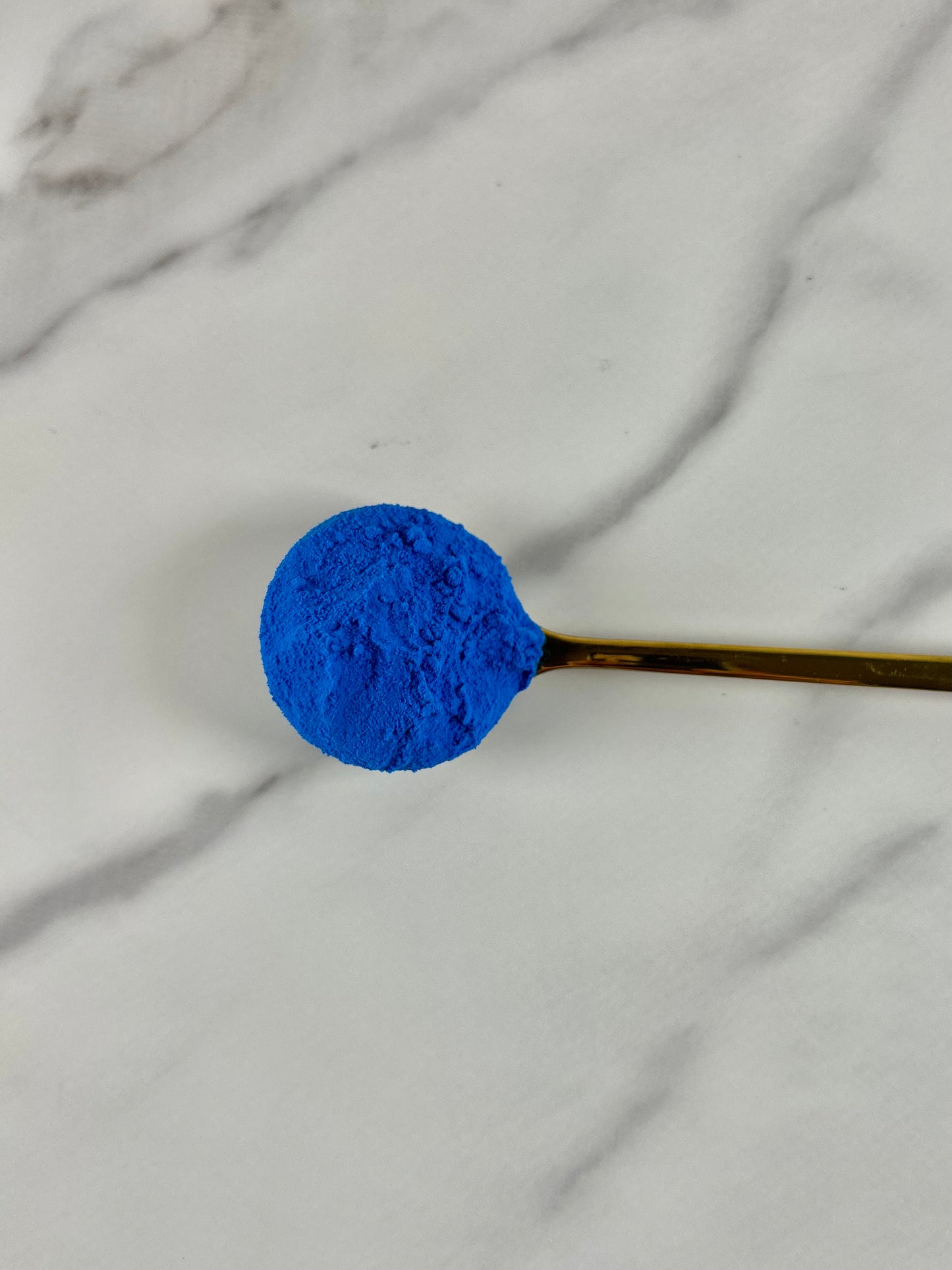 Organic blue Spirulina powder Phycocyanin 100% pure bulk superfood for your juice bar cafe or restaurant. Blue smoothie blue majik